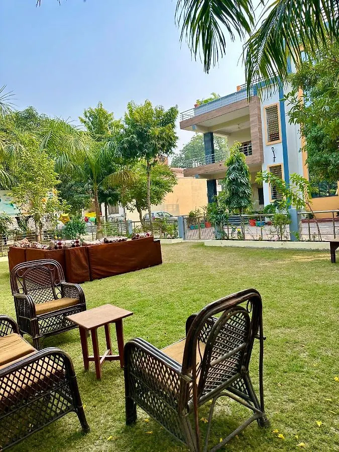 فيلة فيلا Kaashi Flora - Luxury 3Bhk فاراناسي